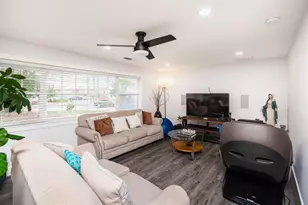 5641 Primrose Dr, Citrus Heights, CA 95610 - Photo 18