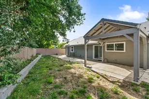 8605 Zircon Crest Ct, Elk Grove, CA 95624 - Photo 28