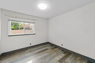 8605 Zircon Crest Ct, Elk Grove, CA 95624 - Photo 20