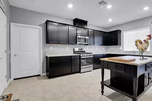 1338 Callison Wy, Olivehurst, CA 95961 - Photo 18