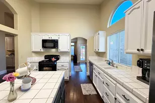 3617 Pine Hollow Way, Antelope, CA 95843 - Photo 6