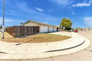 414 Jill Cir, Stockton, CA 95210 - Photo 2