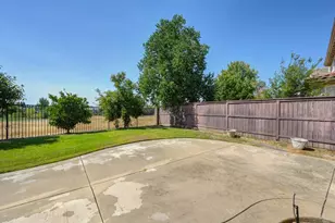 1381 Haddington Dr, Folsom, CA 95630 - Photo 50