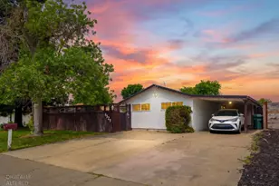 4527 Freeway Cir, Sacramento, CA 95841 - Photo 2