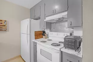 9001 Casals St, Sacramento, CA 95826 - Photo 10