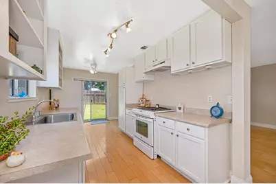 7204 Grenola Way, Citrus Heights, CA 95621 - Photo 14