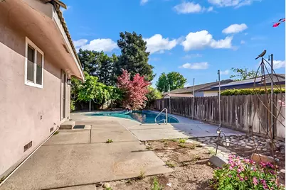 1205 Camden Place, Manteca, CA 95336 - Photo 30