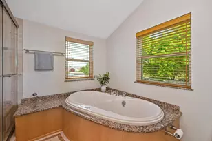 782 Crosswind Dr, Sacramento, CA 95838 - Photo 32