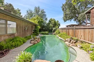 827 Del Oro St, Woodland, CA 95695 - Photo 28