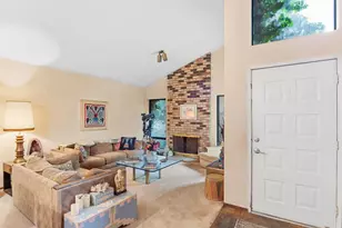 827 Del Oro St, Woodland, CA 95695 - Photo 4