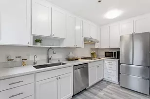 672 N San Antonio Rd, Los Altos, CA 94022 - Photo 10