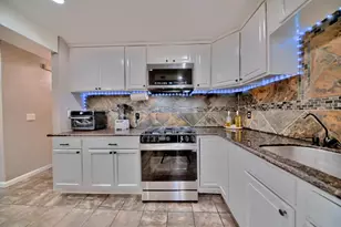 9014 Hillcrest Ave, Stockton, CA 95210 - Photo 14