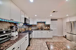 9014 Hillcrest Ave, Stockton, CA 95210 - Photo 10