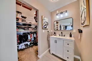 9014 Hillcrest Ave, Stockton, CA 95210 - Photo 38