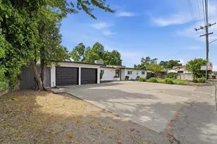 2124 Scenic Dr, Modesto, CA 95355 - Photo 4