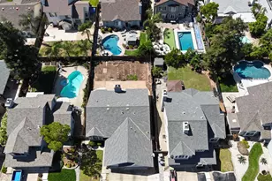 8212 Newbury Park Ct, Sacramento, CA 95828 - Photo 6