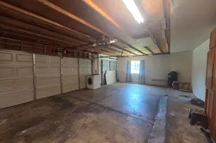8212 Newbury Park Ct, Sacramento, CA 95828 - Photo 38