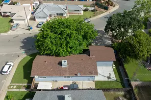 902 Meladee Ln, Galt, CA 95632 - Photo 36