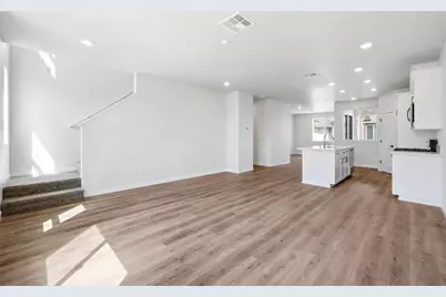 3818 E Commerce Way, Sacramento, CA 95834 - Photo 20
