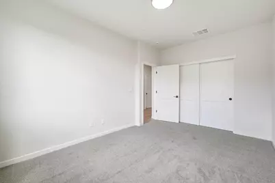3818 E Commerce Way, Sacramento, CA 95834 - Photo 8