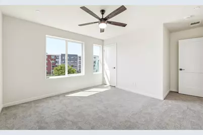 3818 E Commerce Way, Sacramento, CA 95834 - Photo 26