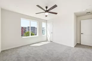 3818 E Commerce Way, Sacramento, CA 95834 - Photo 26