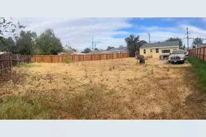 2671 Norwood Avenue, Sacramento, CA 95815 - Photo 10