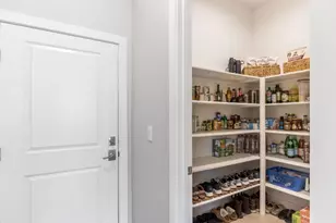2704 Liberty Dr, Woodland, CA 95776 - Photo 10