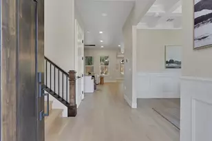104 Southlite Cir, Sacramento, CA 95831 - Photo 2