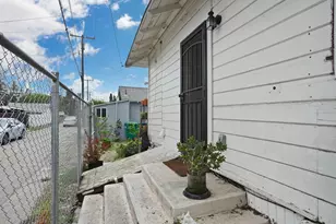 210 S Central Ave, Lodi, CA 95240 - Photo 46