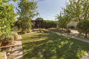 2074 W Monterey Ave, Stockton, CA 95204 - Photo 24