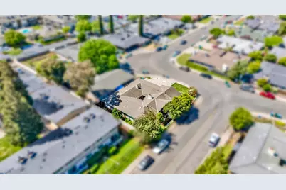 828 Astor Drive, Stockton, CA 95210 - Photo 16