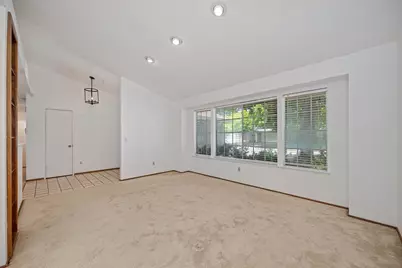 6910 Paseo Del Sol Way, Elk Grove, CA 95758 - Photo 14