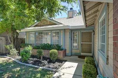 6910 Paseo Del Sol Way, Elk Grove, CA 95758 - Photo 8