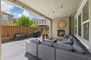 712 N Pergola Ct, Mountain House, CA 95391 - Photo 22