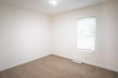 S 1st Street #21, Turlock, CA 95380 - Photo 4