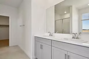 1485 McIntyre St, Galt, CA 95632 - Photo 8