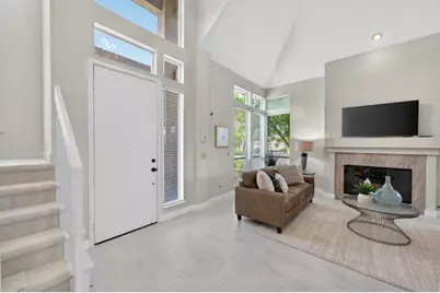 982 South Beach Drive, Sacramento, CA 95831 - Photo 14
