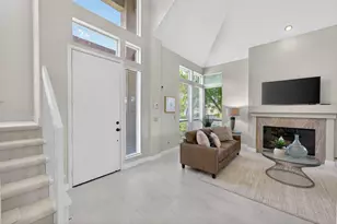 982 S Beach Dr, Sacramento, CA 95831 - Photo 14