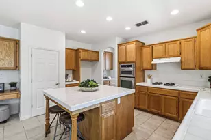 401 Mt Darwin Ct, Roseville, CA 95747 - Photo 8