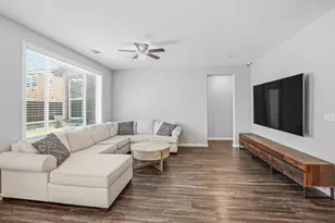 7809 Finnhorse Wy, Sacramento, CA 95828 - Photo 8