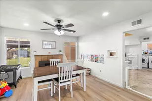 515 Locust Ave, Manteca, CA 95337 - Photo 2