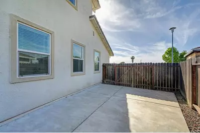 4640 Seanpatrick Drive, Sacramento, CA 95838 - Photo 4
