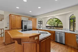 11448 Madrone Ct, Auburn, CA 95602 - Photo 6
