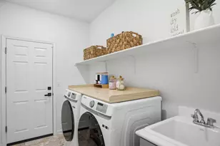 7638 Path Dr, Hughson, CA 95326 - Photo 18