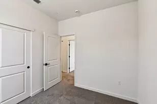 6435 Jacinto Ave, Sacramento, CA 95823 - Photo 22