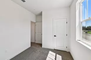 6435 Jacinto Ave, Sacramento, CA 95823 - Photo 24