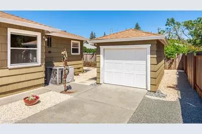 221 Sutter Street, Auburn, CA 95603 - Photo 44