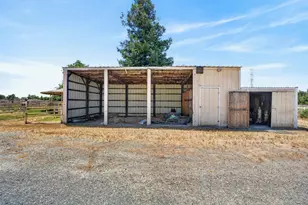 24390 N Jack Tone Rd, Acampo, CA 95220 - Photo 14