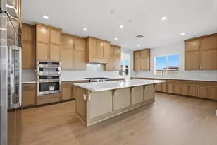 751 Bandera Dr, Rocklin, CA 95765 - Photo 2